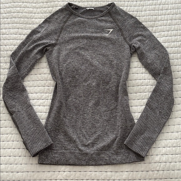 Gymshark Gray Long Sleeve Tee - Picture 1 of 3